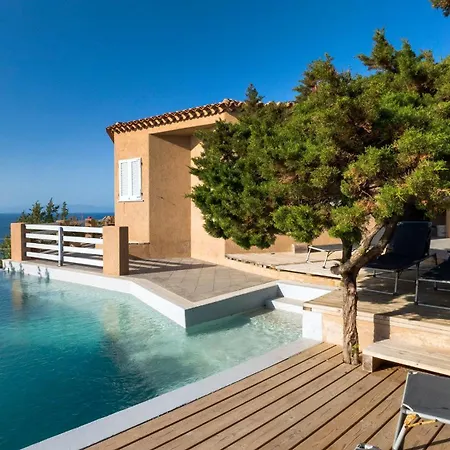 Villa Nettuno Panoramic Pool With Patio Above The Sea