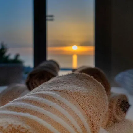 Nettuno Panoramic Pool With Patio Above The Sea * Costa Paradiso