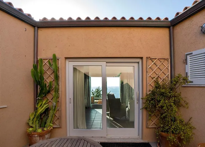 Nettuno Panoramic Pool With Patio Above The Sea Villa Costa Paradiso