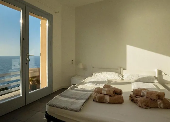 Villa Nettuno Panoramic Pool With Patio Above The Sea